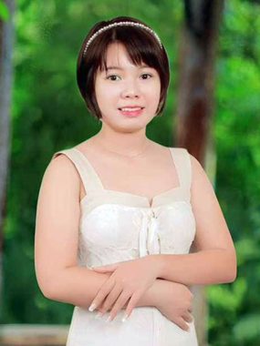 Wife from Chinese Xiaoli Chen from Chongquing age 23