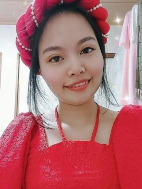 Wife from Chinese Xiaoli Chen from Hong Kong age 22