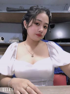 Wife from Thailand Aranya Chaiyaporn from Hua Hin age 21